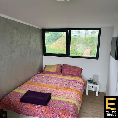 Elite House Umka