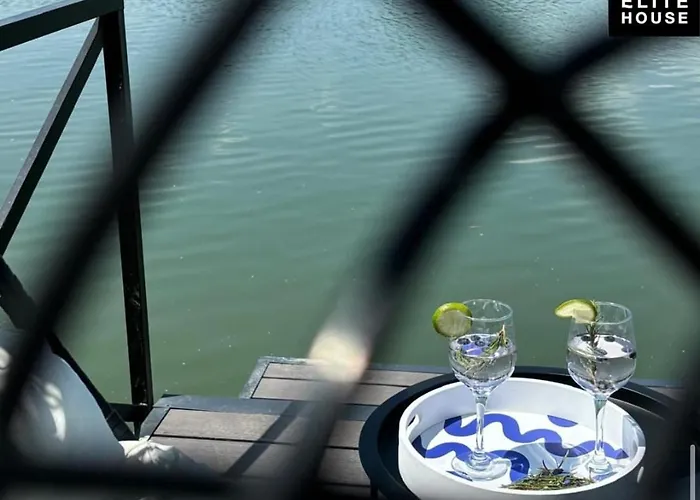 Båthotell Elite House